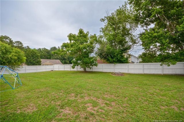 242 Heartwood Drive, Raeford, NC 28376