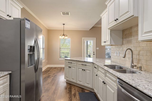 418 Clay Ridge Drive, Youngsville, LA 70592