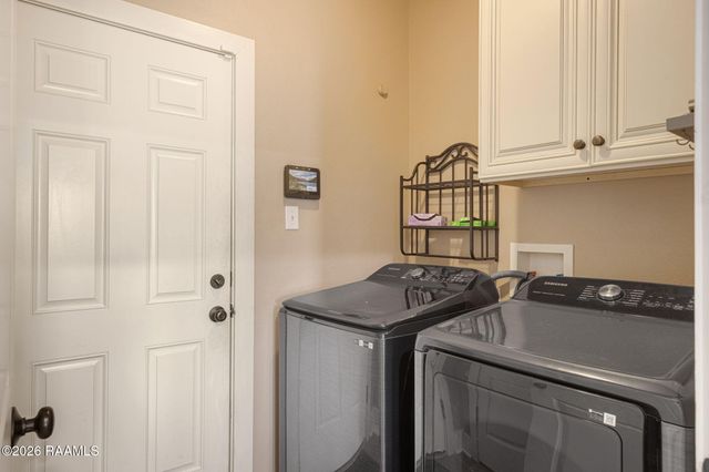 418 Clay Ridge Drive, Youngsville, LA 70592