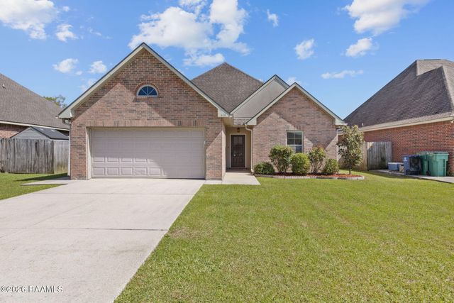 418 Clay Ridge Drive, Youngsville, LA 70592