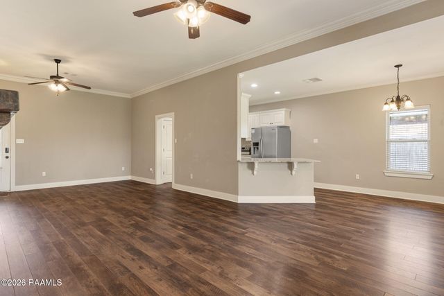 418 Clay Ridge Drive, Youngsville, LA 70592