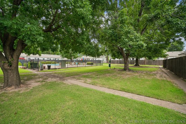 1430 E 38th Street C, Tulsa, OK 74105