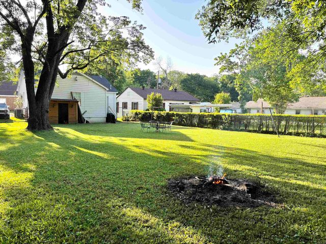 412 N Morrill Street, Morrilton, AR 72110