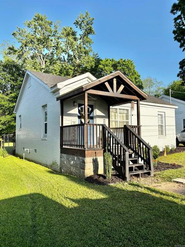 412 N Morrill Street, Morrilton, AR 72110