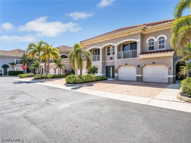 8561 Evernia CT 203, Estero, FL 34135