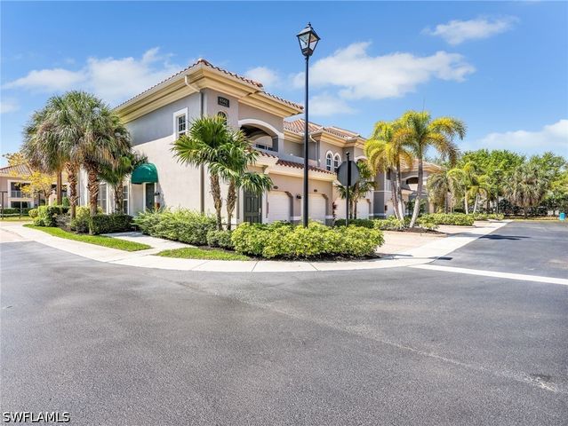 8561 Evernia CT 203, Estero, FL 34135