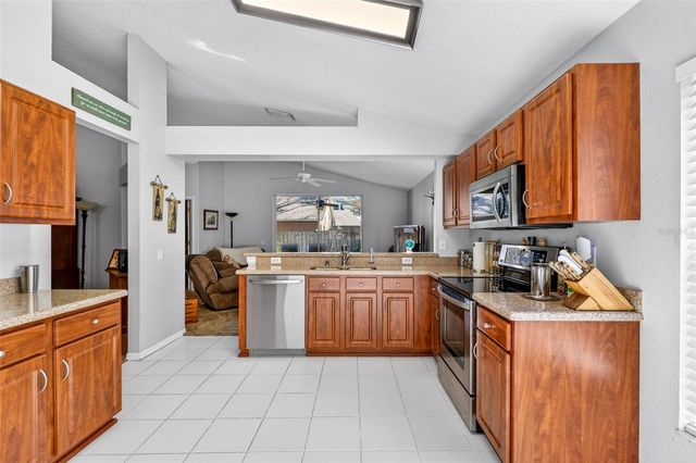 3320 MANOR COVE CIRCLE, Riverview, FL 33578