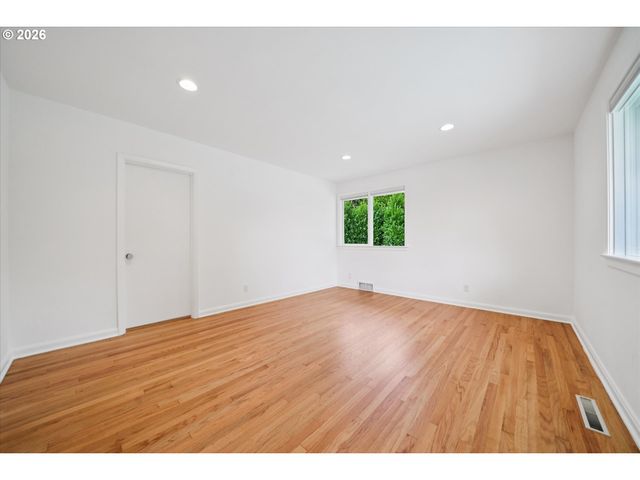 4405 Sw 78TH Ave, Portland, OR 97225