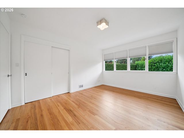 4405 Sw 78TH Ave, Portland, OR 97225