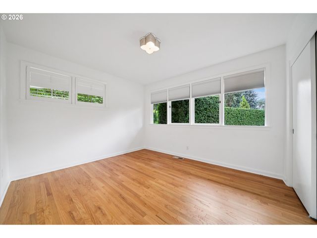 4405 Sw 78TH Ave, Portland, OR 97225