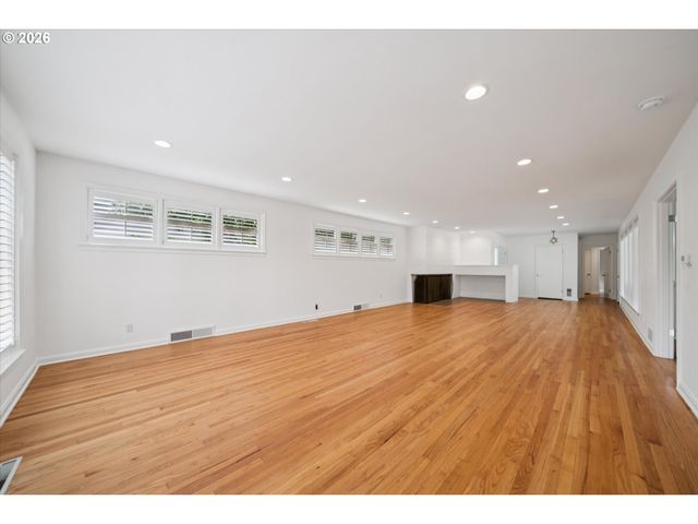 4405 Sw 78TH Ave, Portland, OR 97225
