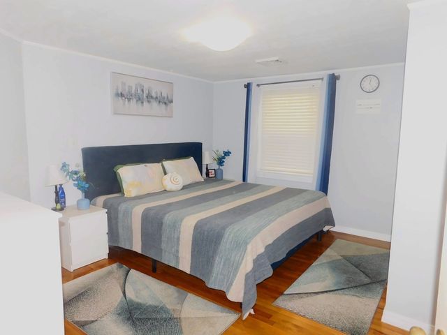 24 Chestnut Street, Grafton, MA 01519