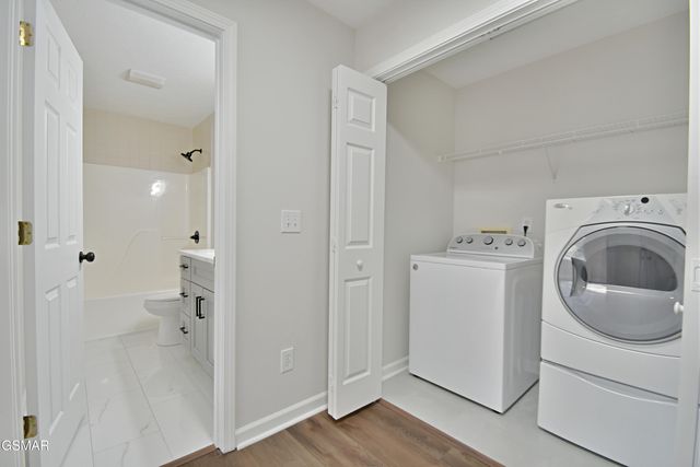 2913 Village Lane, Sevierville, TN 37862