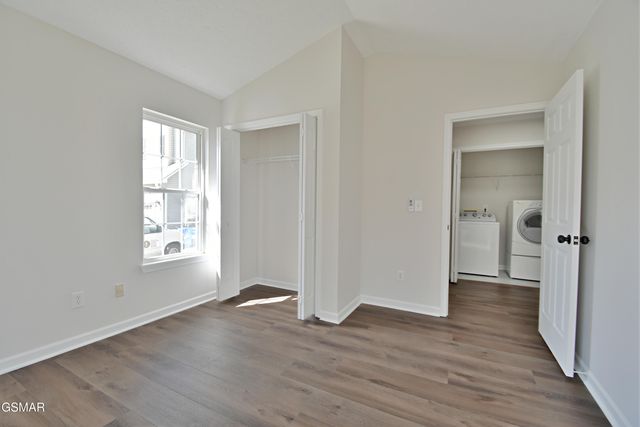 2913 Village Lane, Sevierville, TN 37862