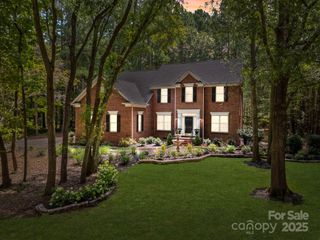4400 Serene Lane, Charlotte, NC 28216