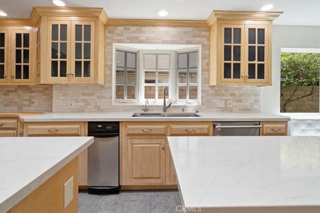5047 Orrville Avenue, Woodland Hills, CA 91367