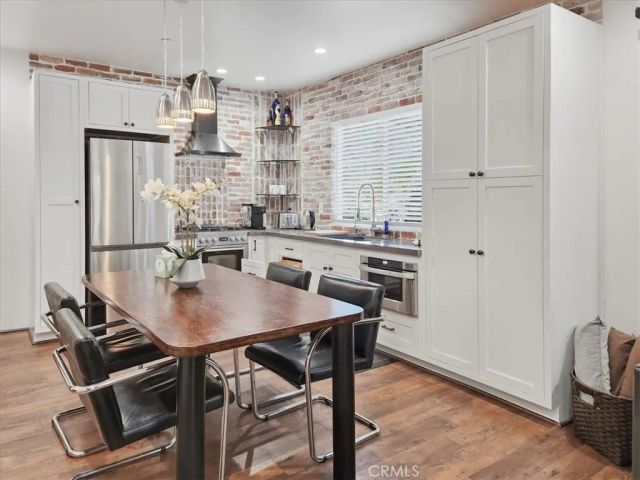 5047 Orrville Avenue, Woodland Hills, CA 91367