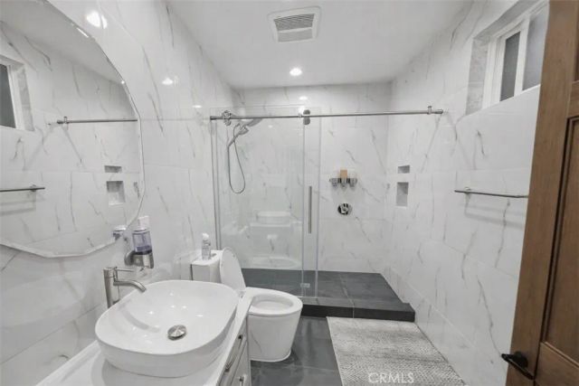 5047 Orrville Avenue, Woodland Hills, CA 91367