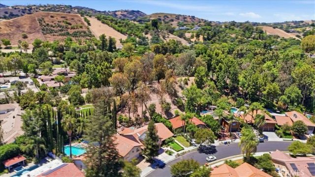 5047 Orrville Avenue, Woodland Hills, CA 91367