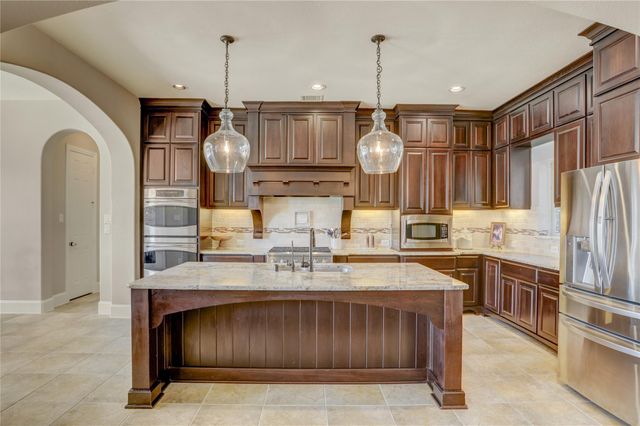 21323 Redcrest Manor Drive, Richmond, TX 77406