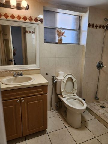160 Royal Palm Road 215, Hialeah Gardens, FL 33016