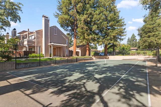 3833 Burton Cmn, Fremont, CA 94536