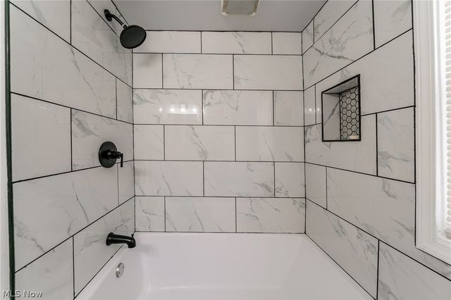 17005 Mapleboro Avenue, Maple Heights, OH 44137