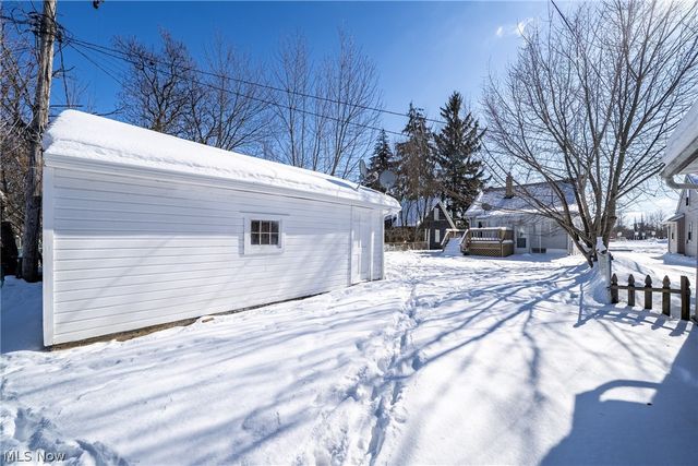 17005 Mapleboro Avenue, Maple Heights, OH 44137