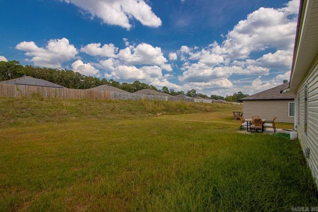 13040 River Creek Lane, Hensley, AR 72065