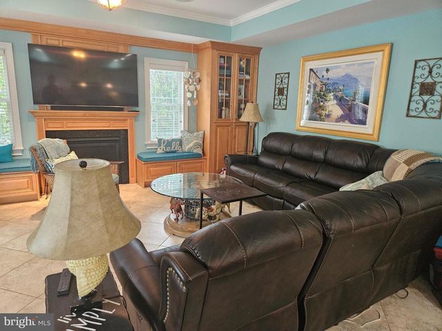 10 E 34TH, Long Beach Township, NJ 08008