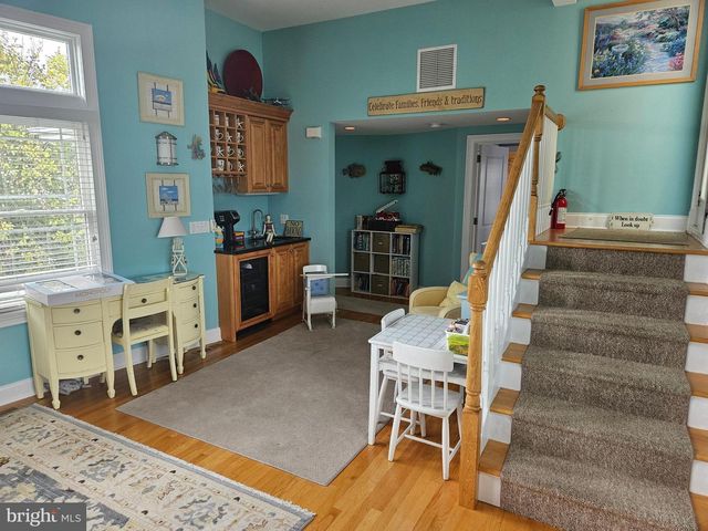 10 E 34TH, Long Beach Township, NJ 08008