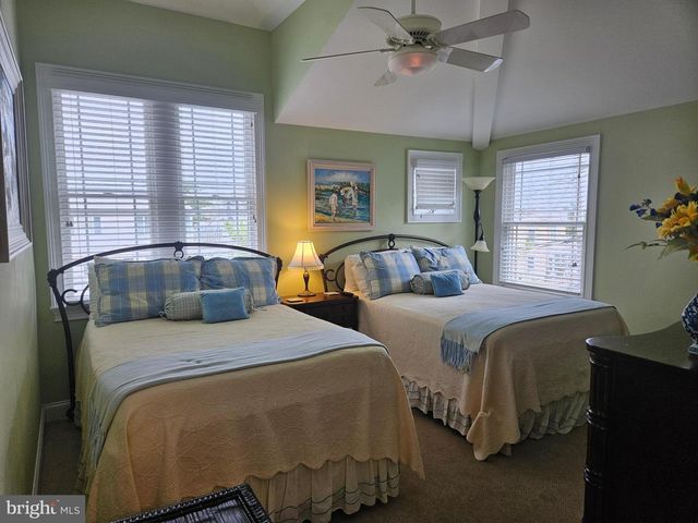 10 E 34TH, Long Beach Township, NJ 08008