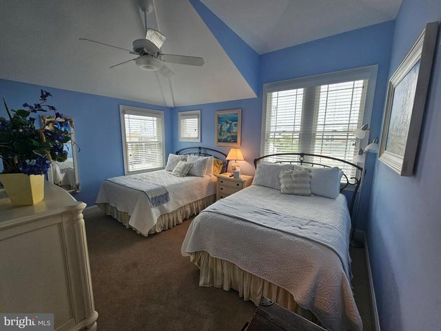 10 E 34TH, Long Beach Township, NJ 08008