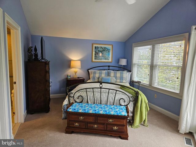 10 E 34TH, Long Beach Township, NJ 08008