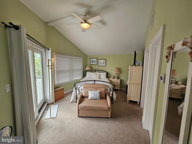 10 E 34TH, Long Beach Township, NJ 08008