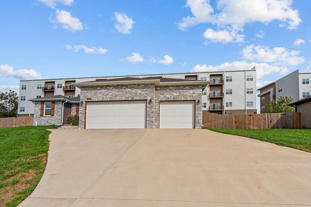 2122 N 21st Street, Ozark, MO 65721