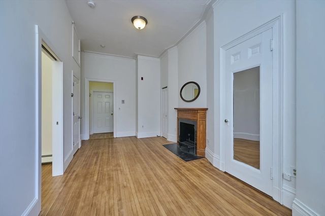 230 Commonwealth 5, Boston, MA 02116