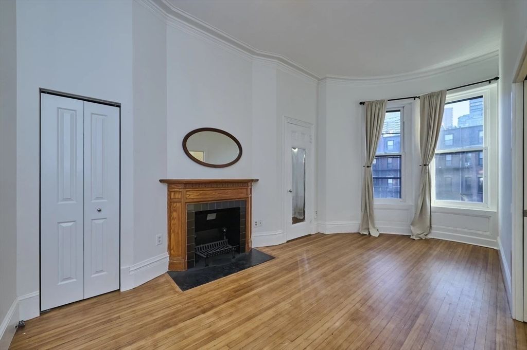 230 Commonwealth 5, Boston, MA 02116