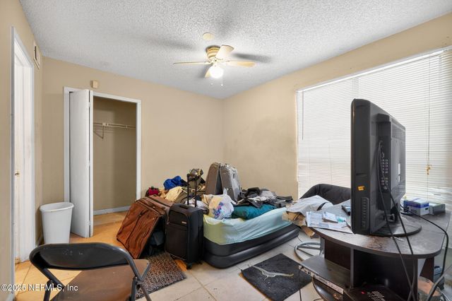 6450 SIERRA Drive, Jacksonville, FL 32244
