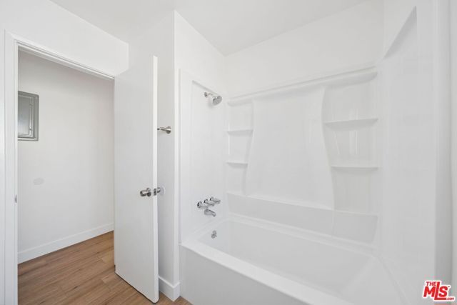 1293 N Garfield Avenue 23, Pasadena, CA 91104
