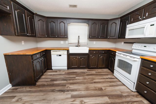 403 Brianna Drive, Boiling Springs, SC 29316