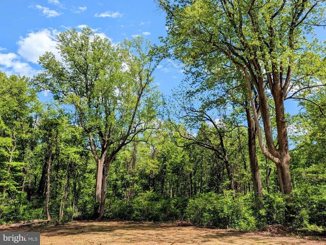3964 HIDDEN VALLEY LN, Linden, VA 22642