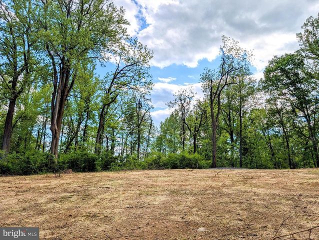 3964 HIDDEN VALLEY LN, Linden, VA 22642