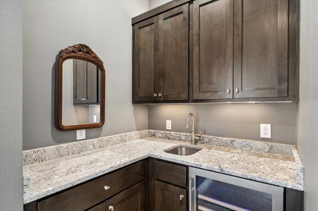 4410 Yoakum Boulevard, Houston, TX 77006