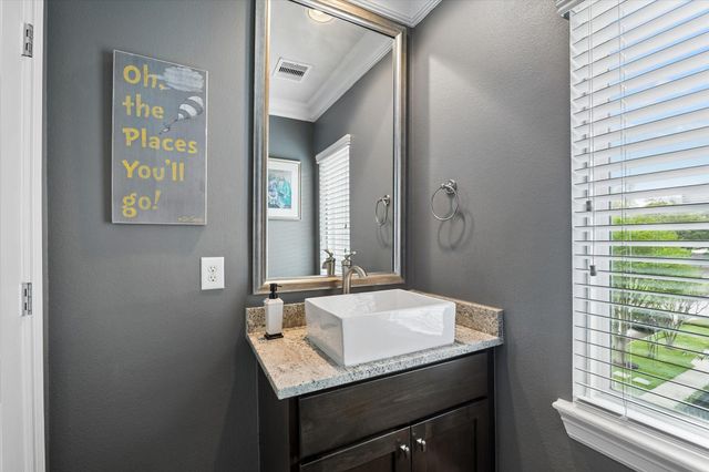 4410 Yoakum Boulevard, Houston, TX 77006