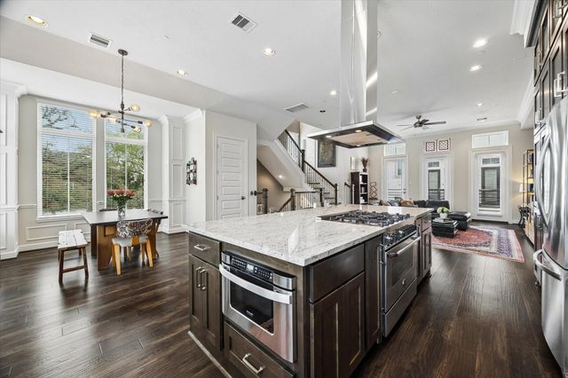 4410 Yoakum Boulevard, Houston, TX 77006