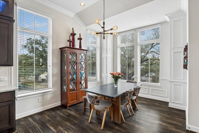 4410 Yoakum Boulevard, Houston, TX 77006