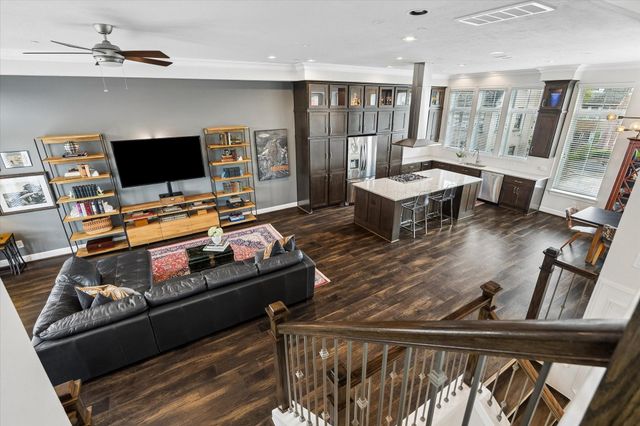 4410 Yoakum Boulevard, Houston, TX 77006