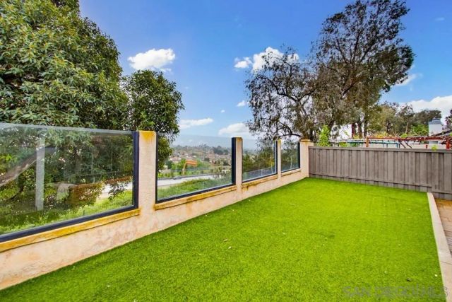 9525 High Park Ln, San Diego, CA 92129