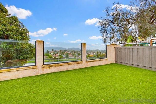 9525 High Park Ln, San Diego, CA 92129